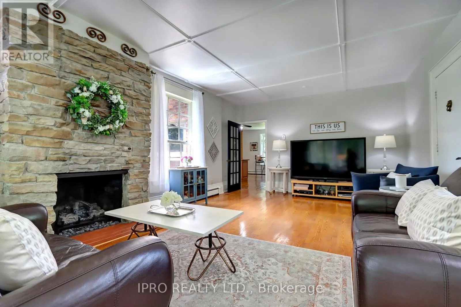4 STEWARTTOWN ROAD