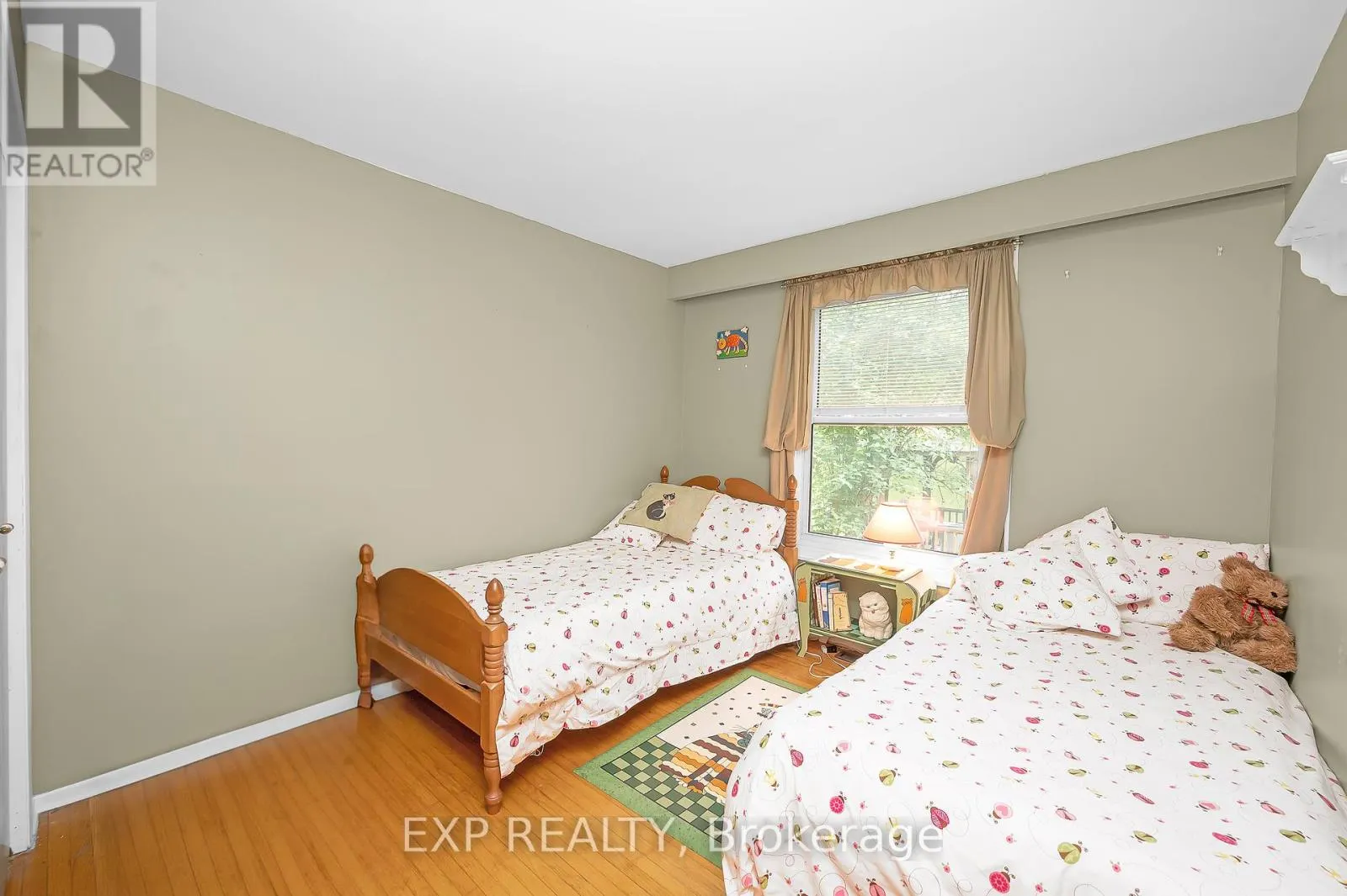 7633 APPLEBY LINE
