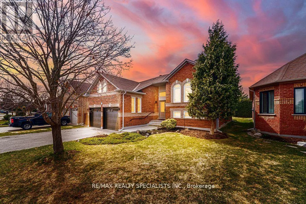 14 KIRKWOOD CRESCENT