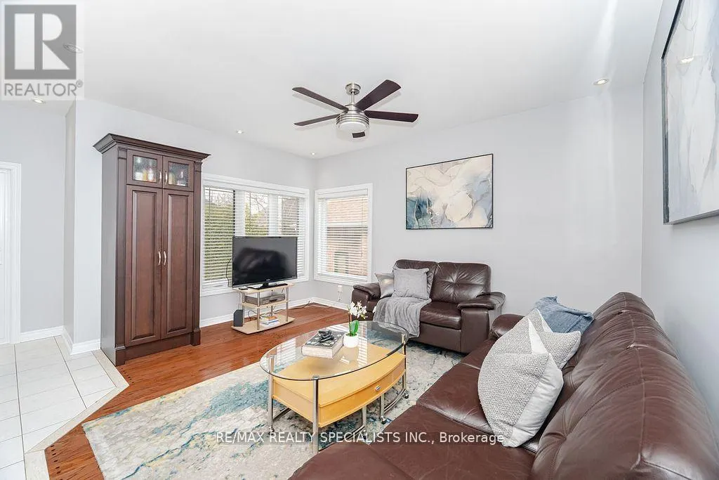 14 KIRKWOOD CRESCENT