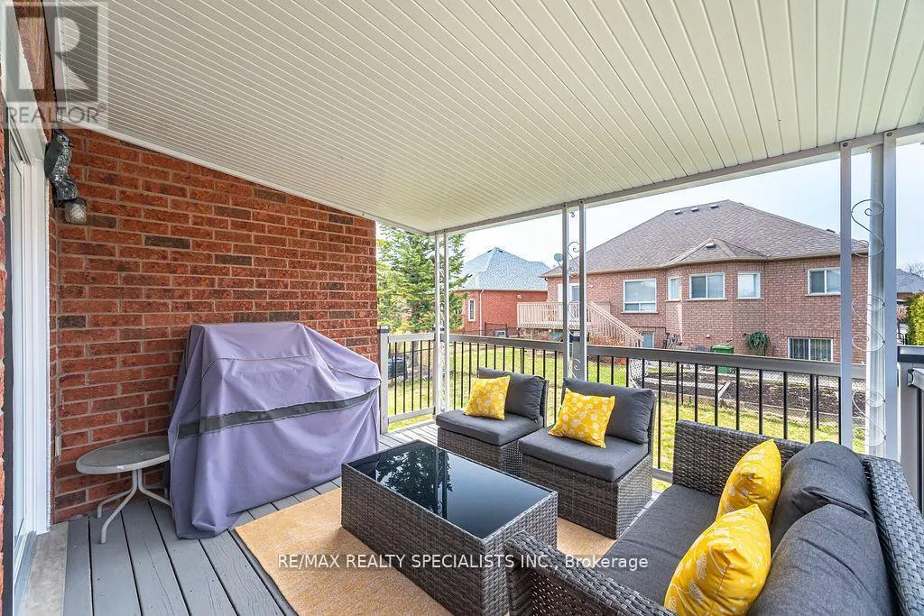 14 KIRKWOOD CRESCENT