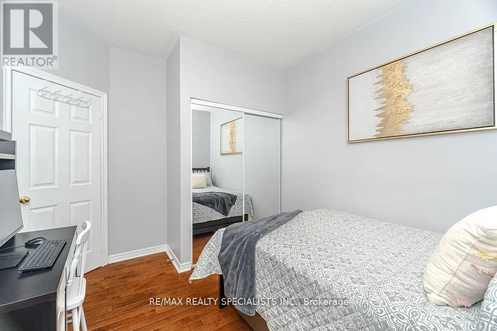 14 KIRKWOOD CRESCENT