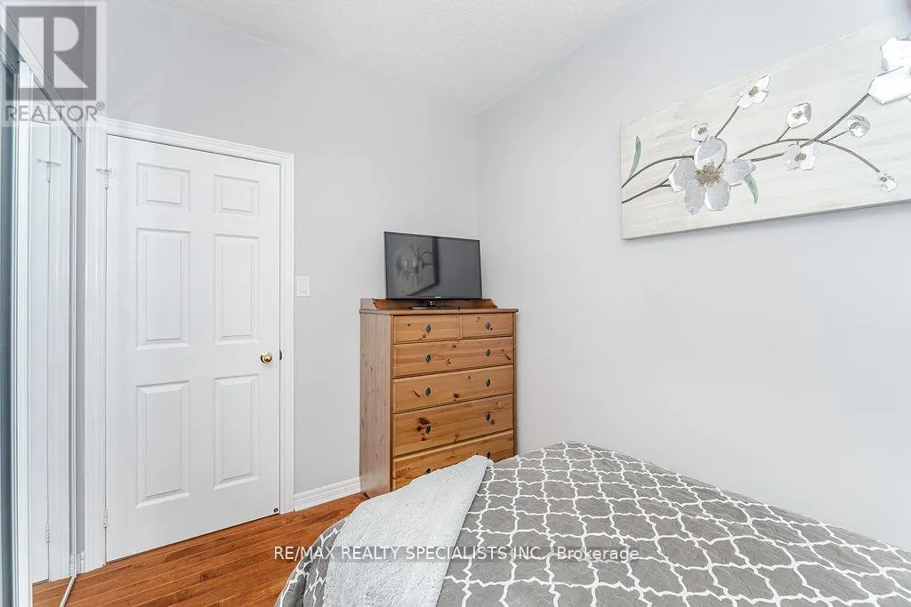 14 KIRKWOOD CRESCENT