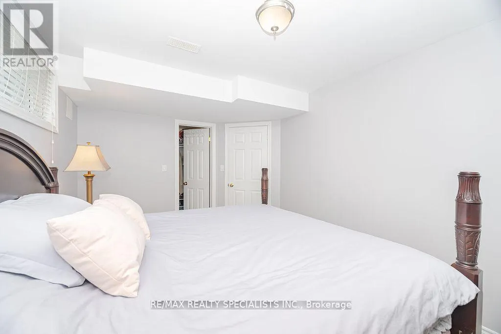 14 KIRKWOOD CRESCENT