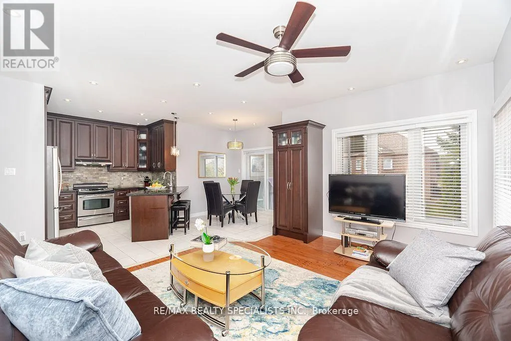 14 KIRKWOOD CRESCENT