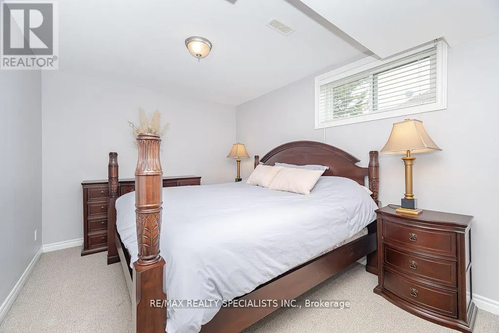 14 KIRKWOOD CRESCENT