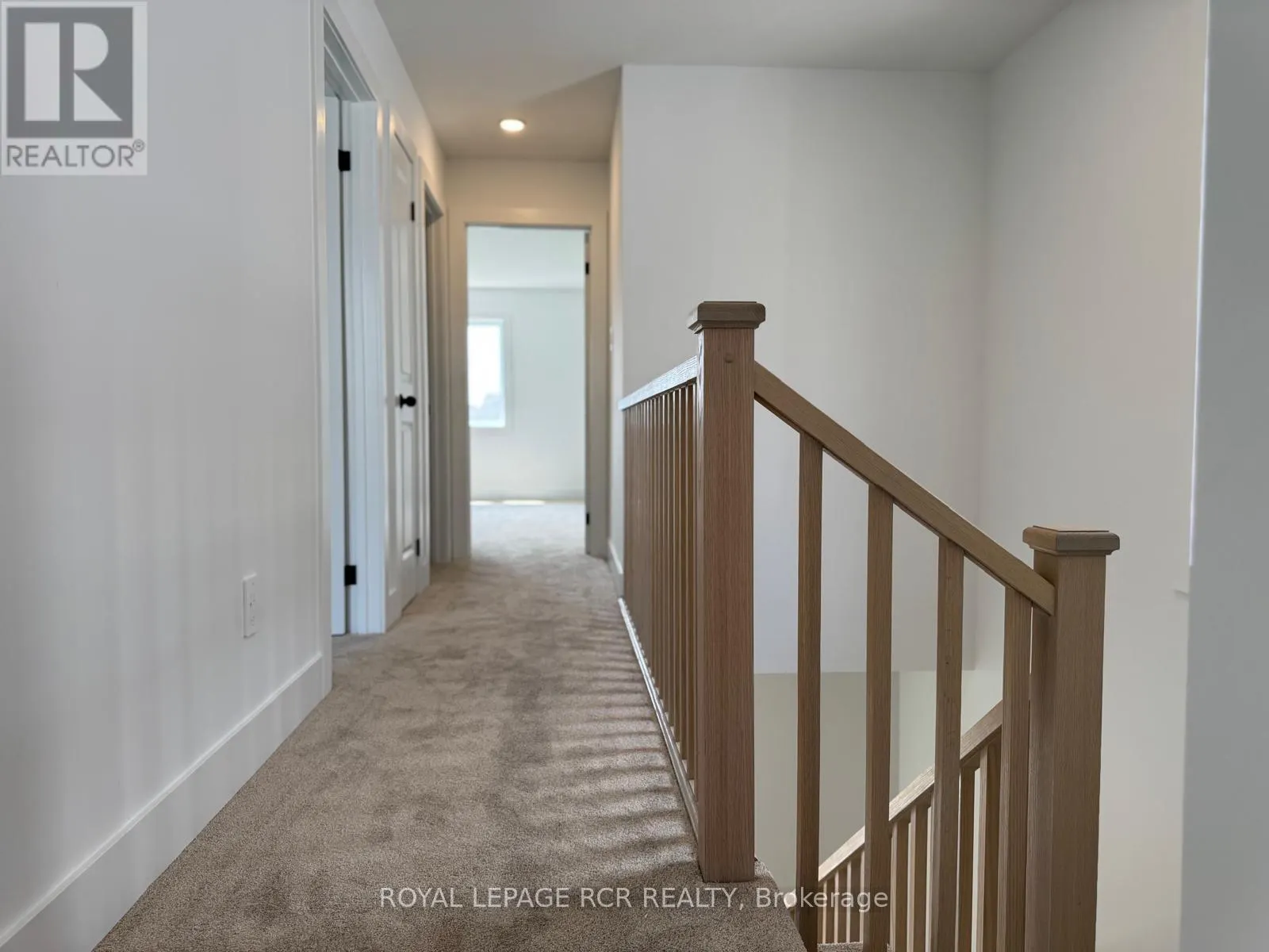 12 - 690 BROADWAY AVENUE