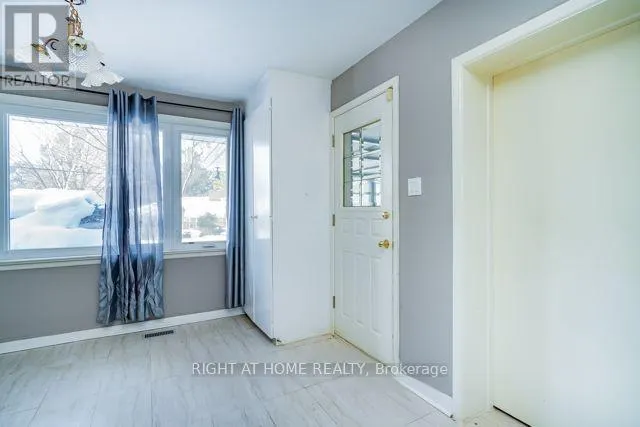 272 PINEHURST DRIVE