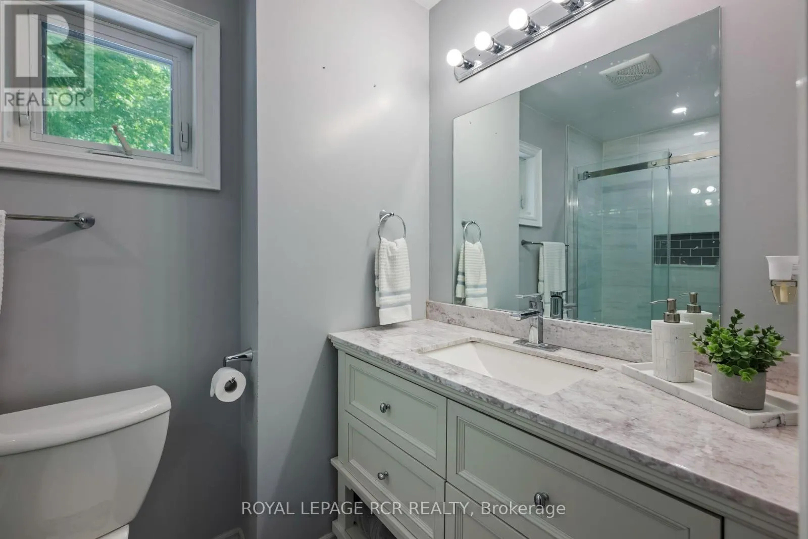 224 LISA MARIE DRIVE