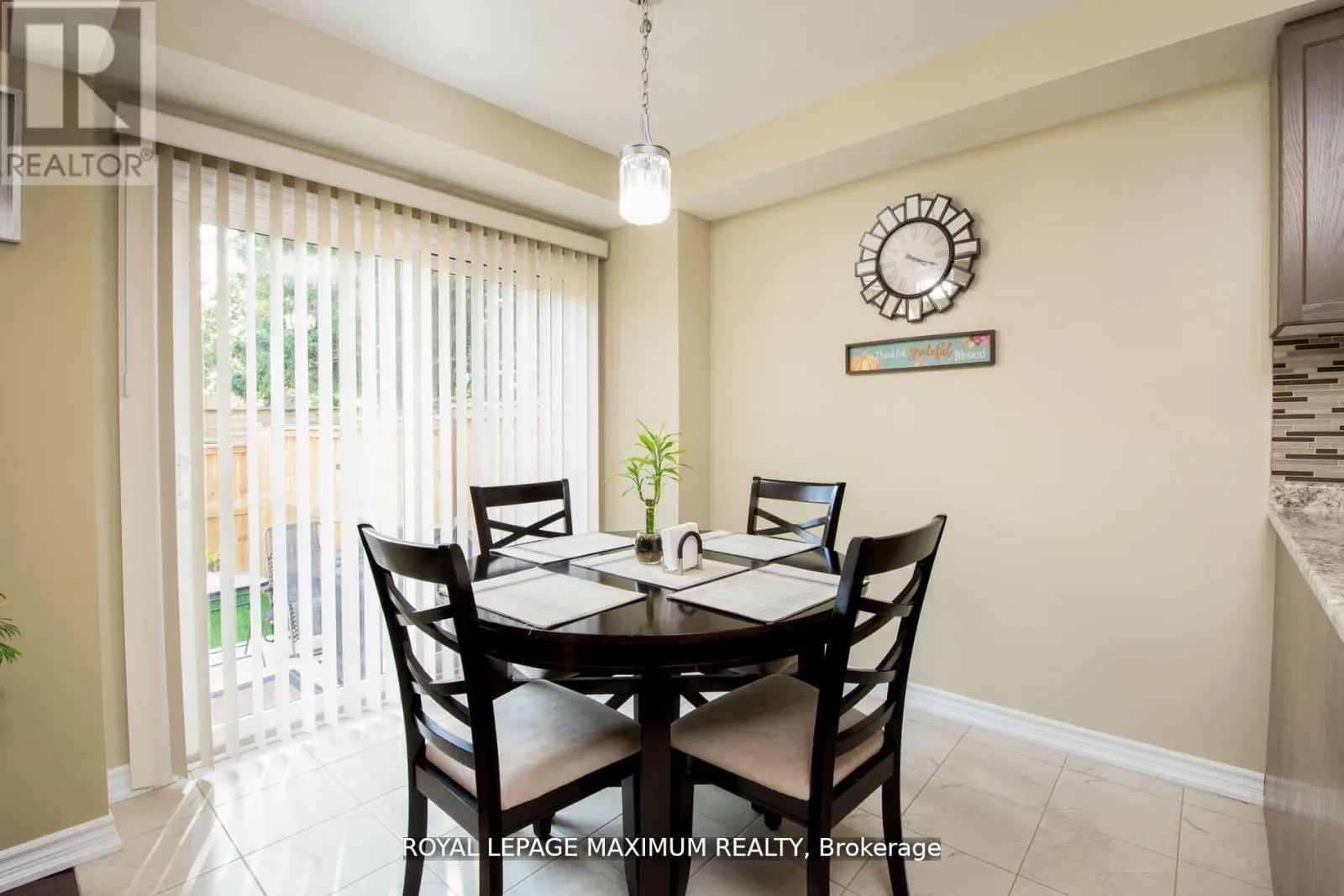 8 - 31 TOWNLINE