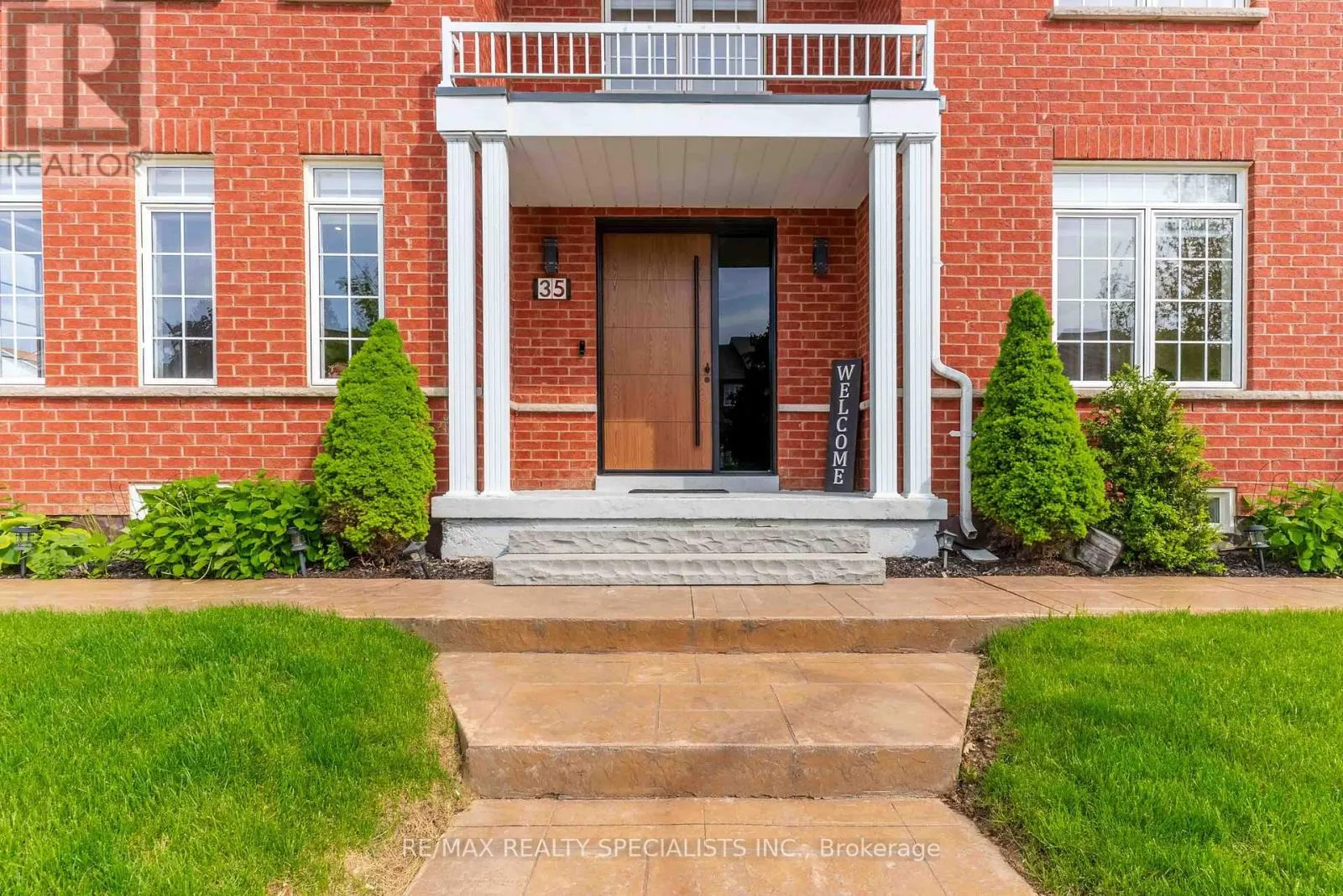 35 EWART STREET