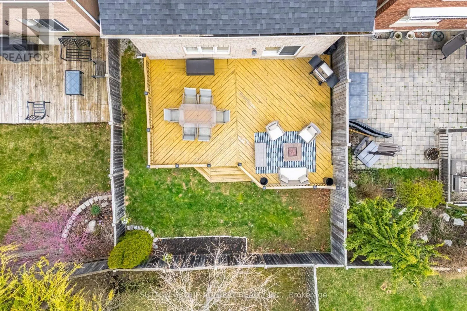 35 MORNINGSIDE DRIVE