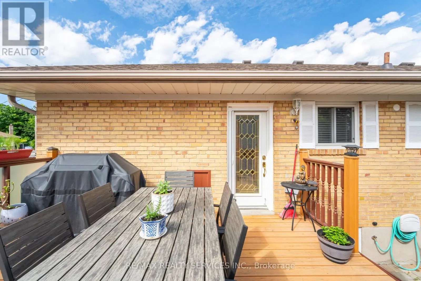 13 BAIRSTOW CRESCENT