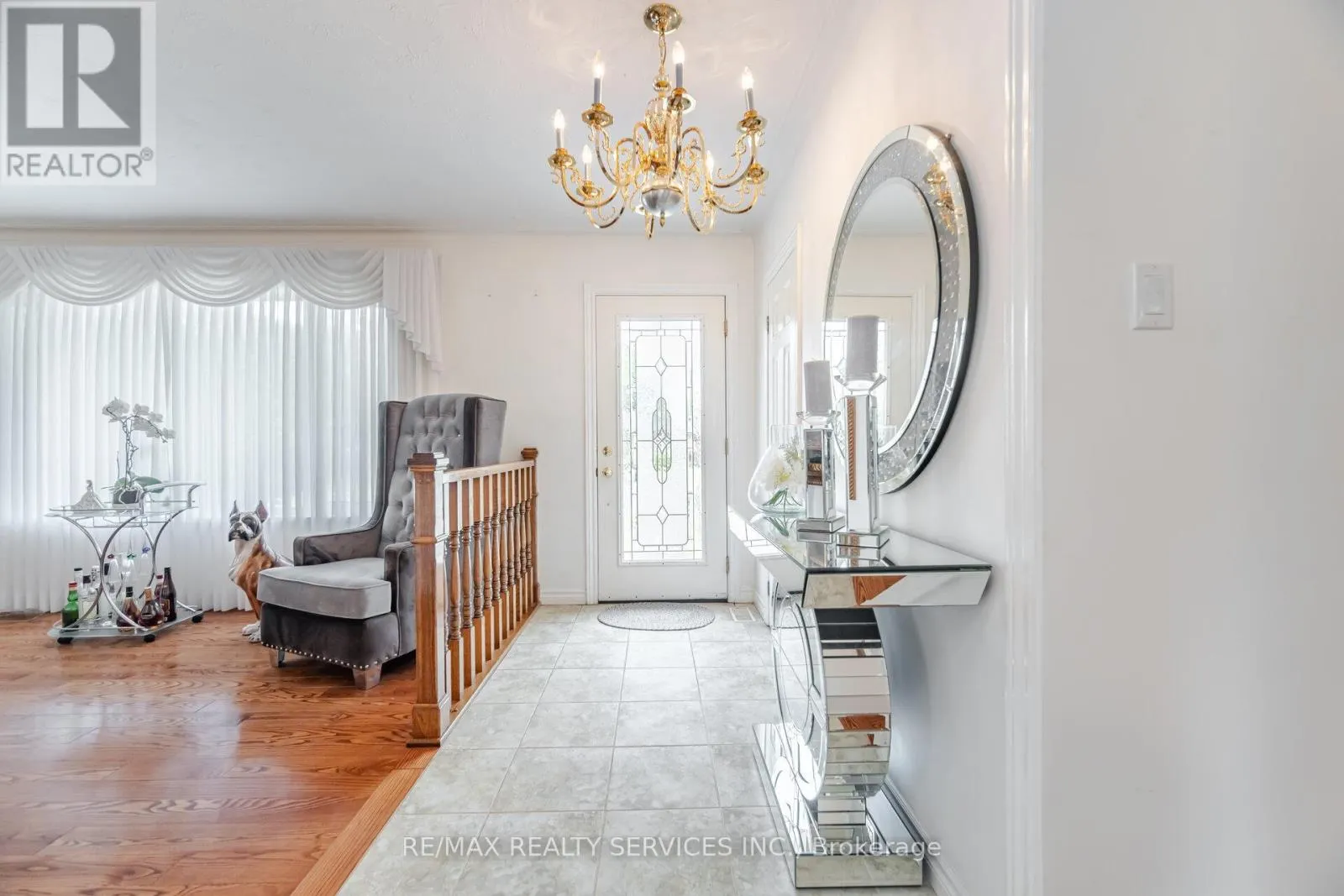 13 BAIRSTOW CRESCENT
