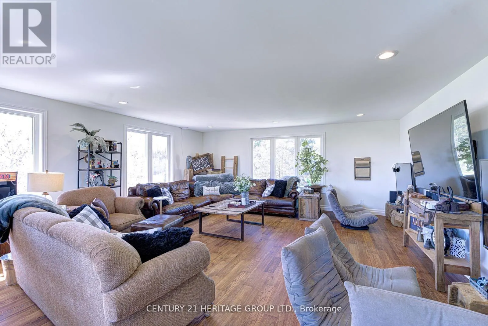 FARM - 5489 MILBUROUGH LINE E