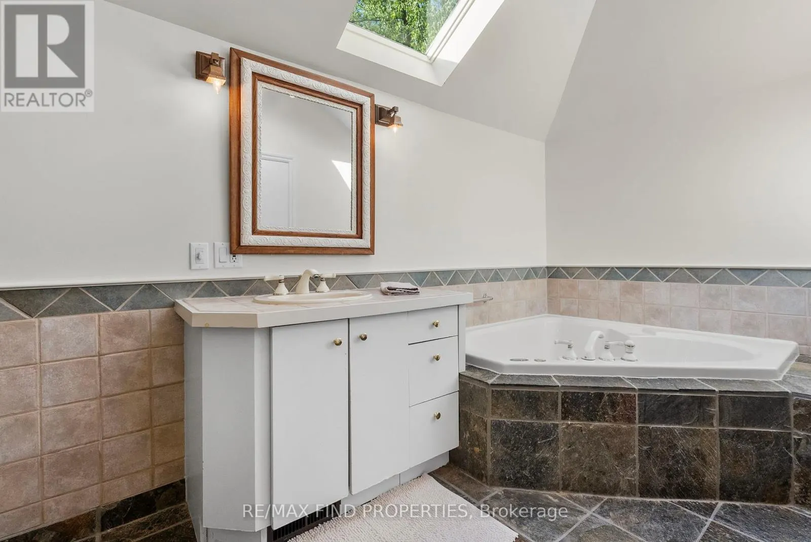 56 EDENVALE CRESCENT