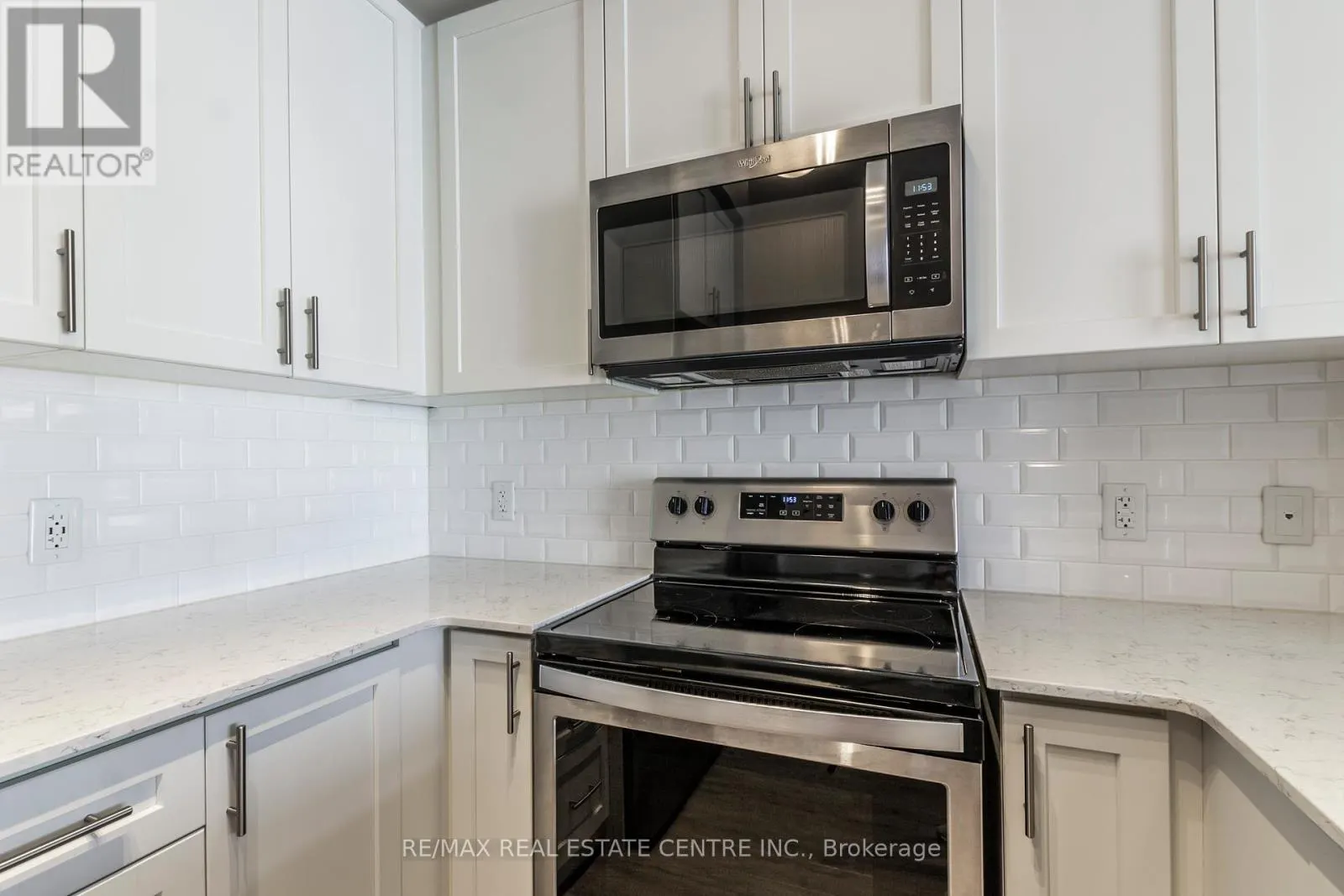 611 - 340 PLAINS ROAD E