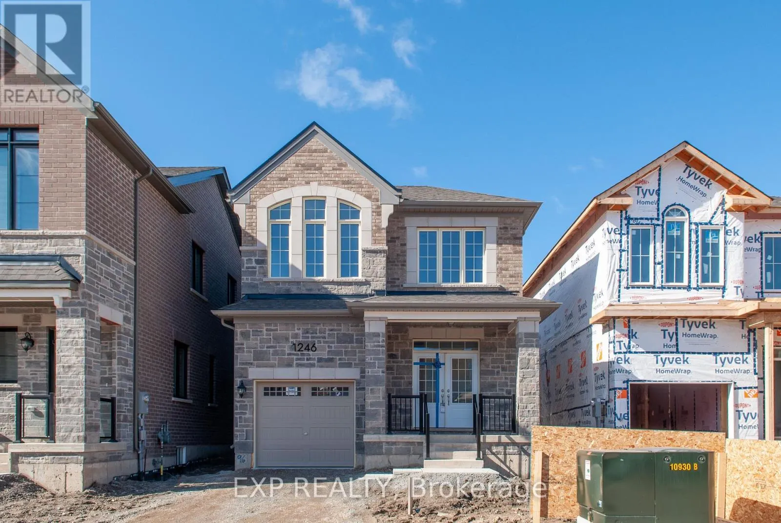 1246 MUSKOKA HEIGHTS