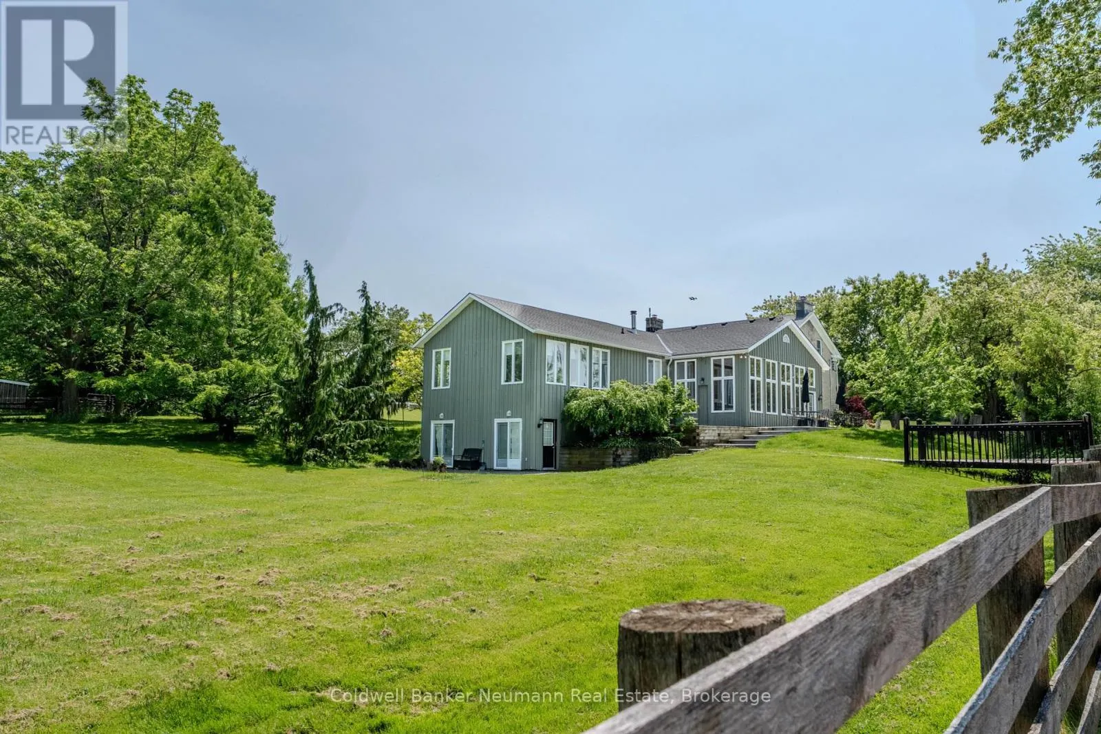 10553 GUELPH LINE
