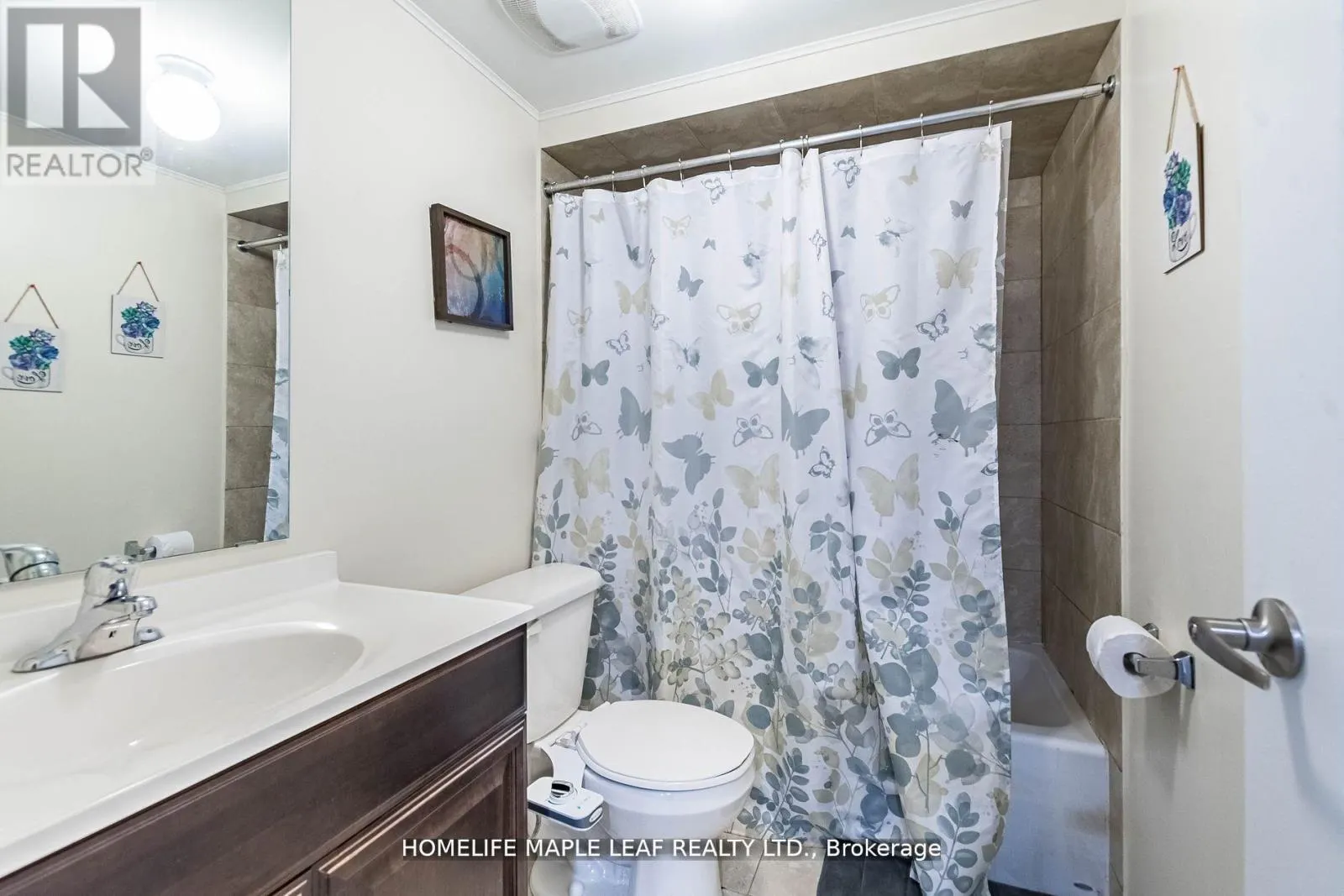34 JOLANA CRESCENT