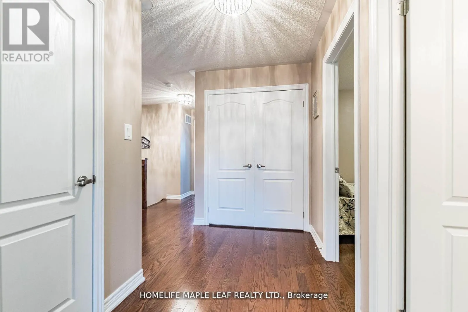 34 JOLANA CRESCENT