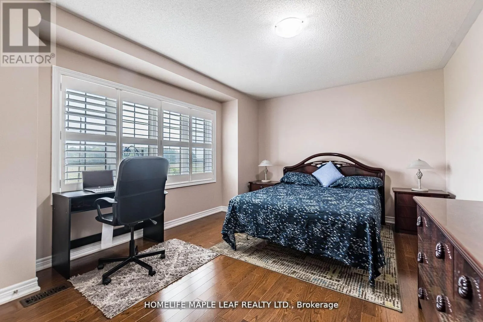 34 JOLANA CRESCENT