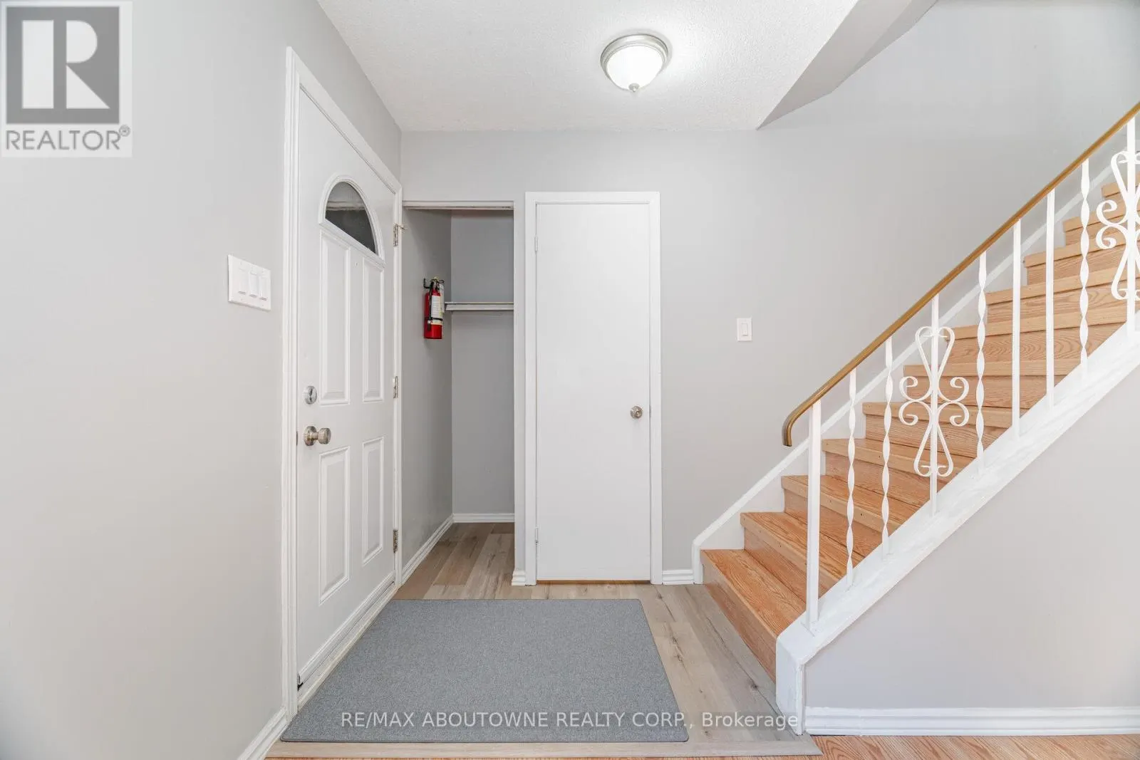 4 - 961 FRANCIS ROAD