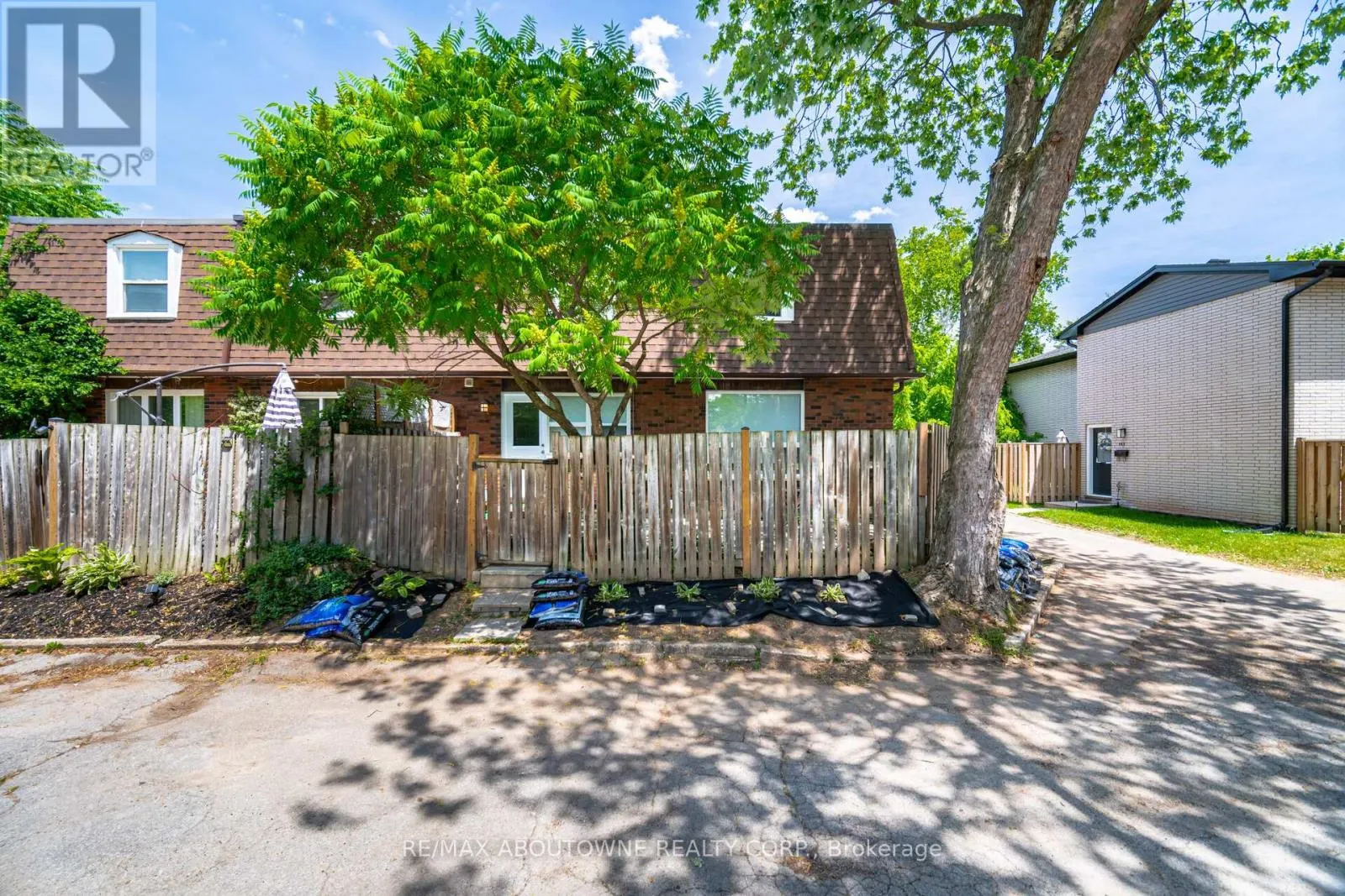 674 FRANCIS ROAD