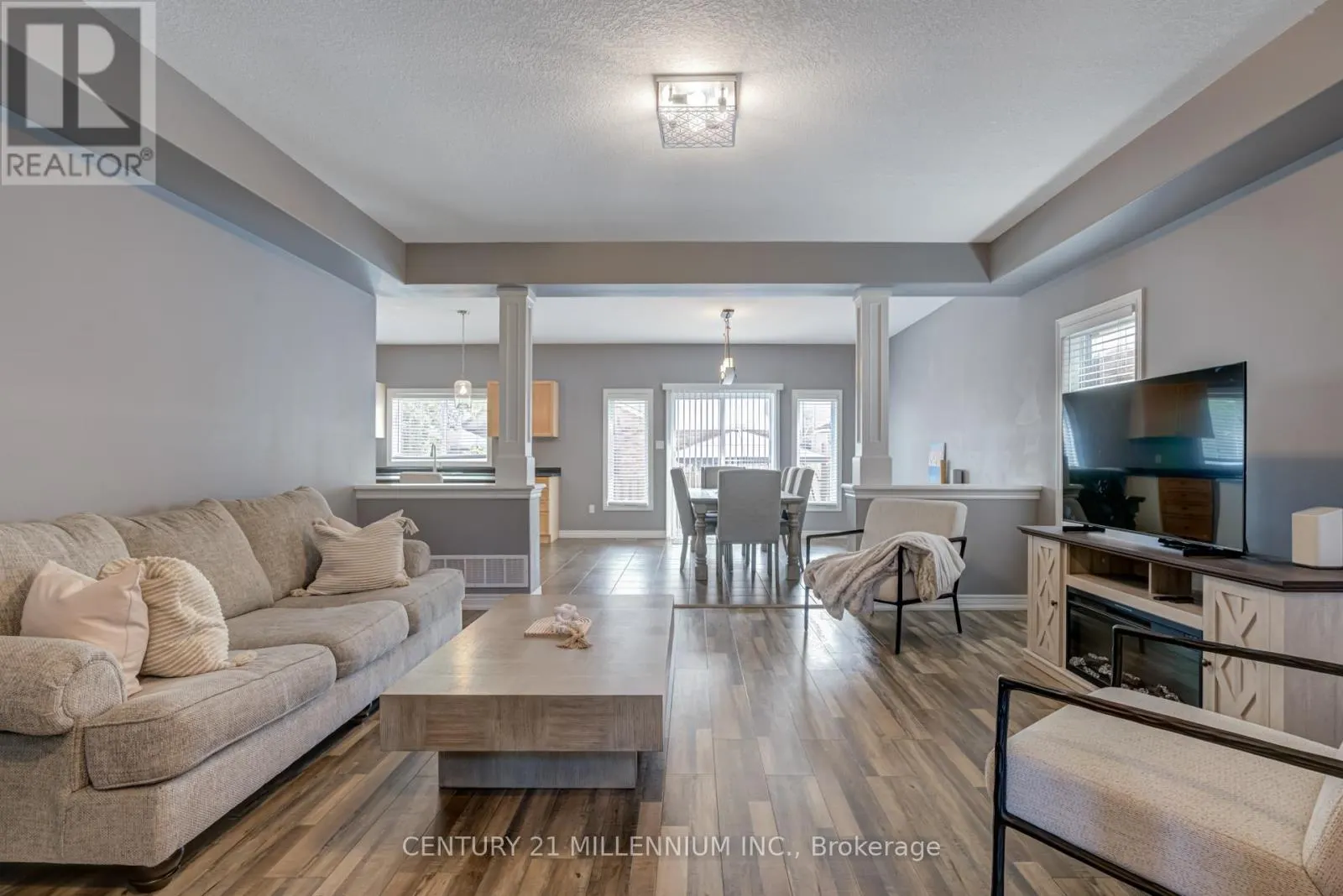 82 WARDLAW AVENUE