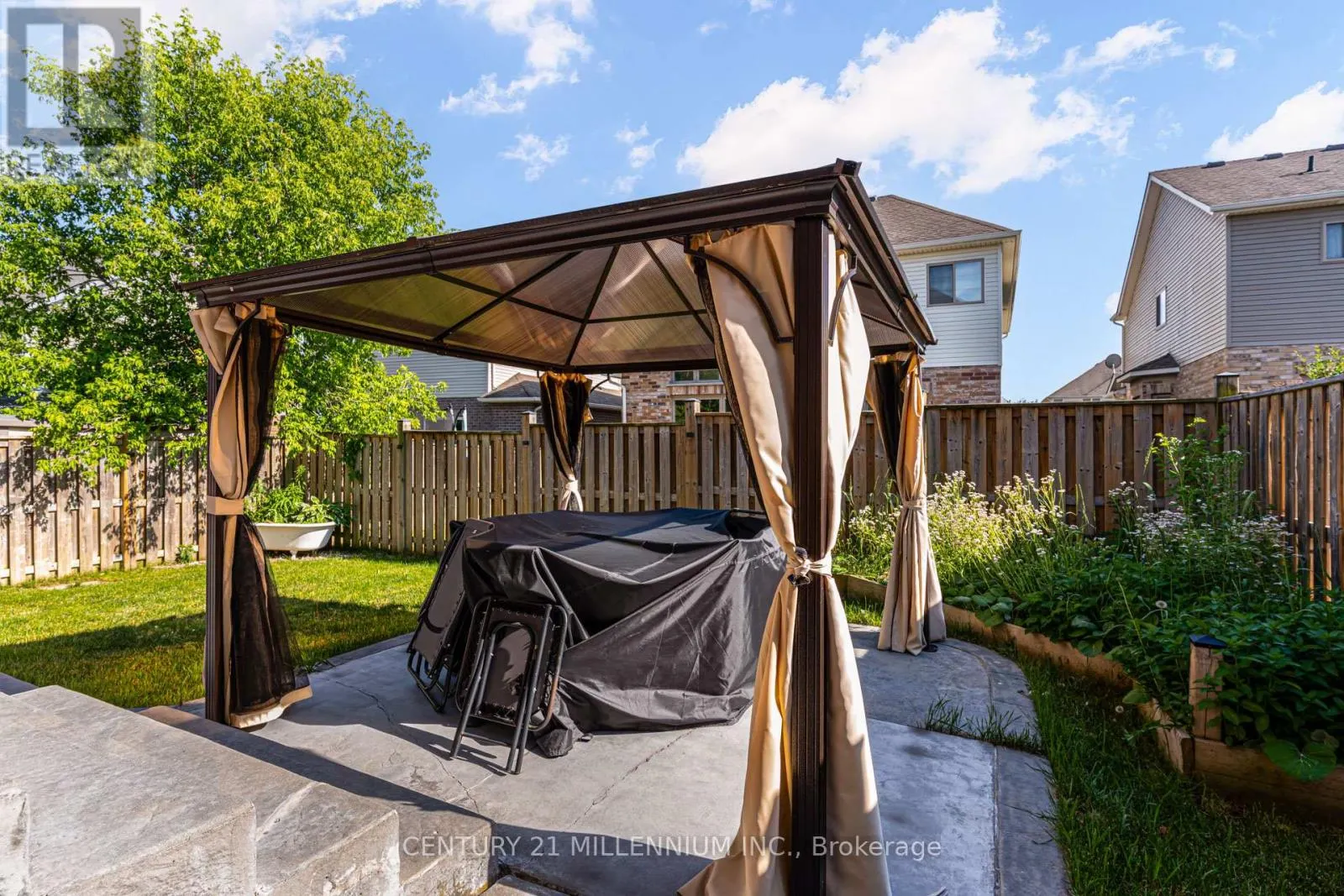 82 WARDLAW AVENUE