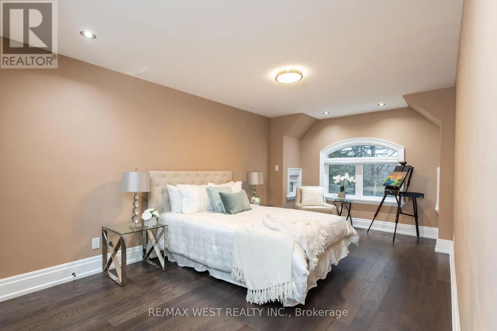 91B PARK STREET W