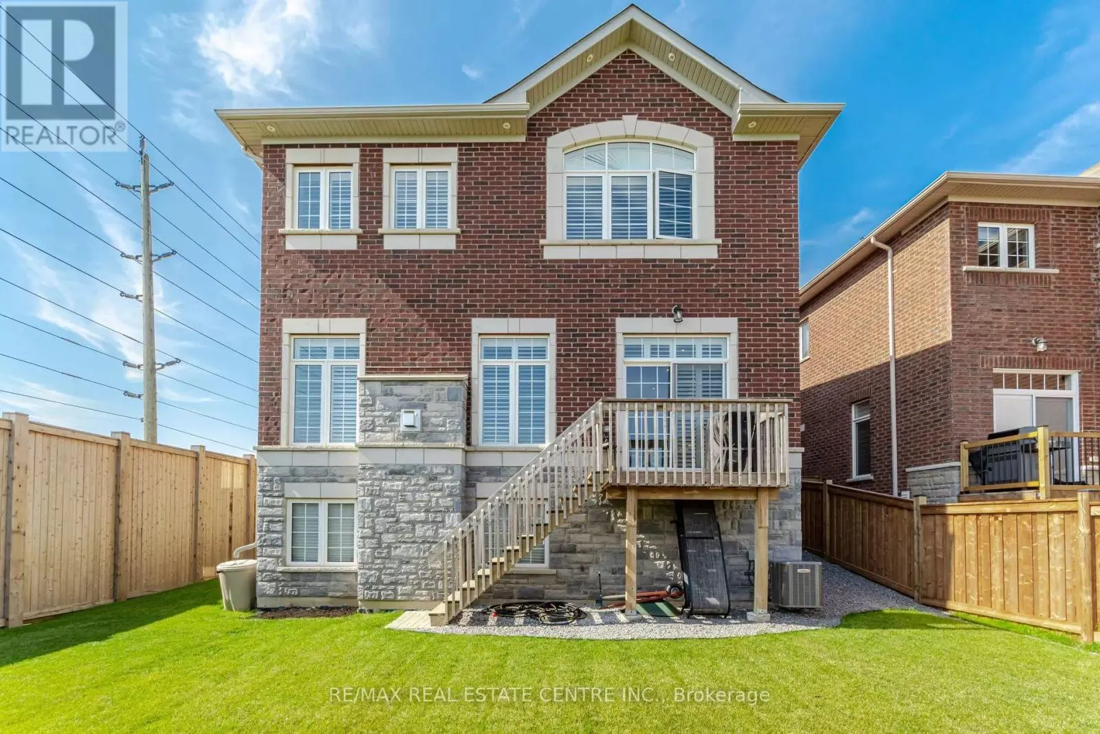 9 CALICO COURT