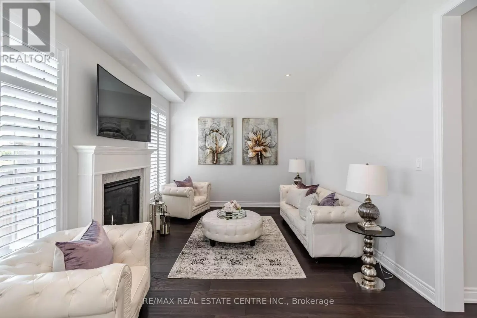 9 CALICO COURT