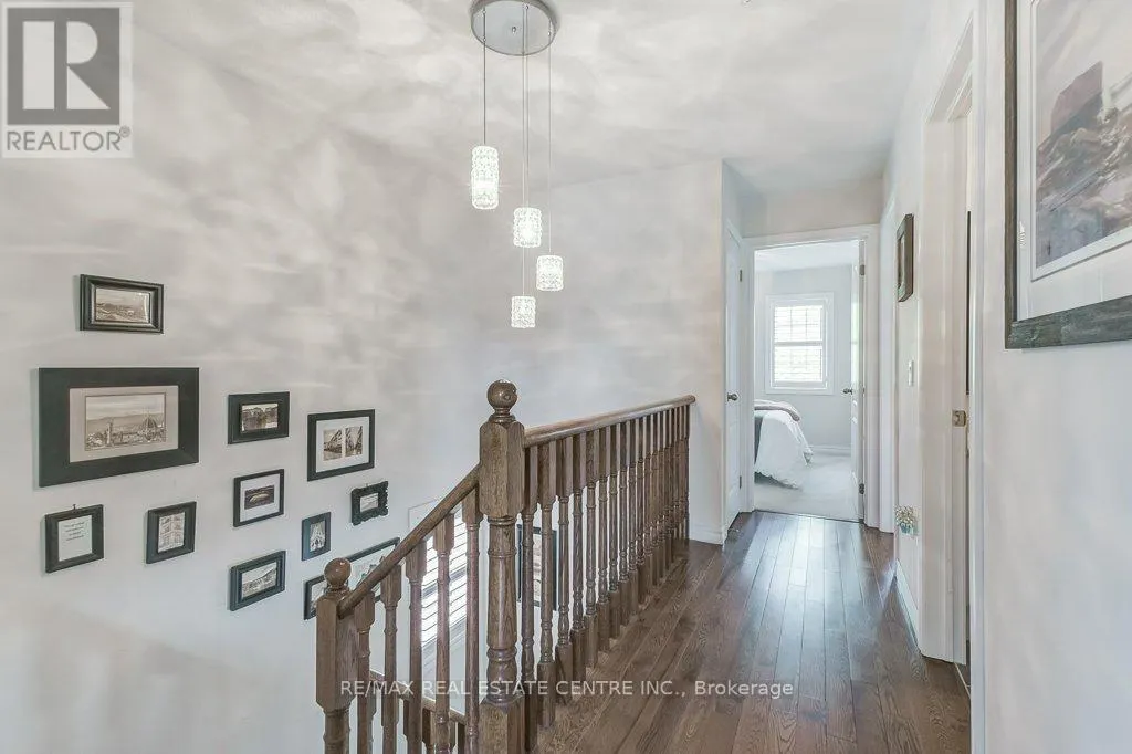 20 BENADIR AVENUE