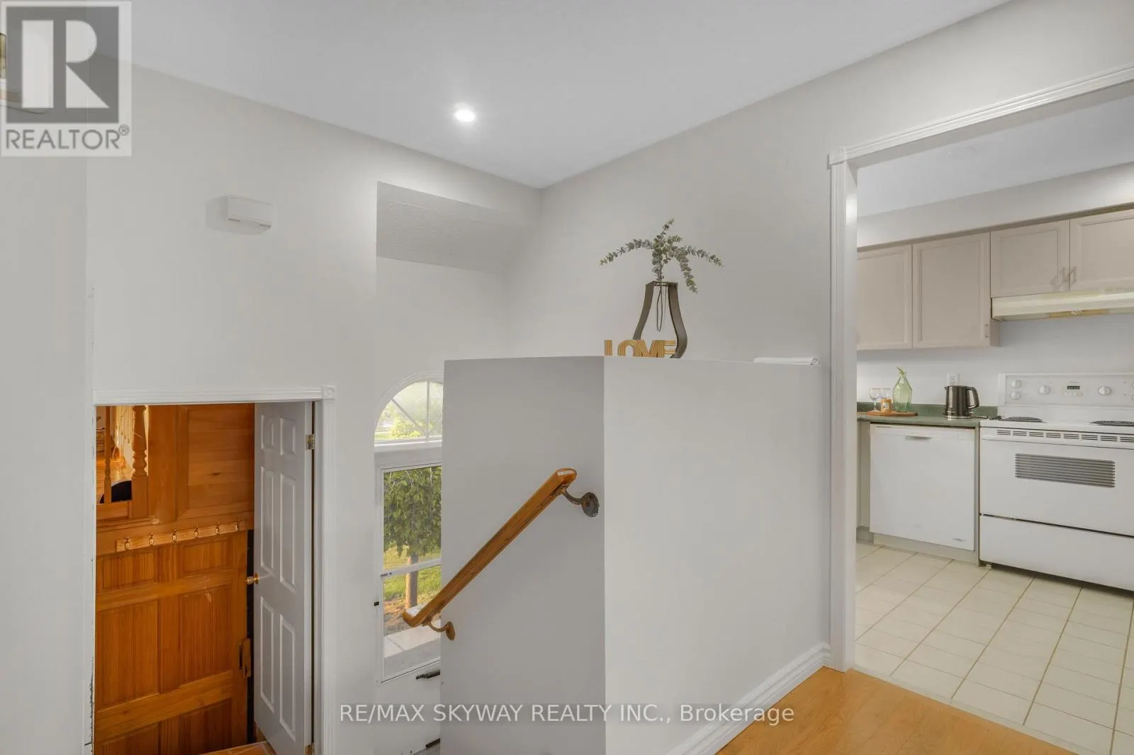 164 ROYAL VALLEY DRIVE