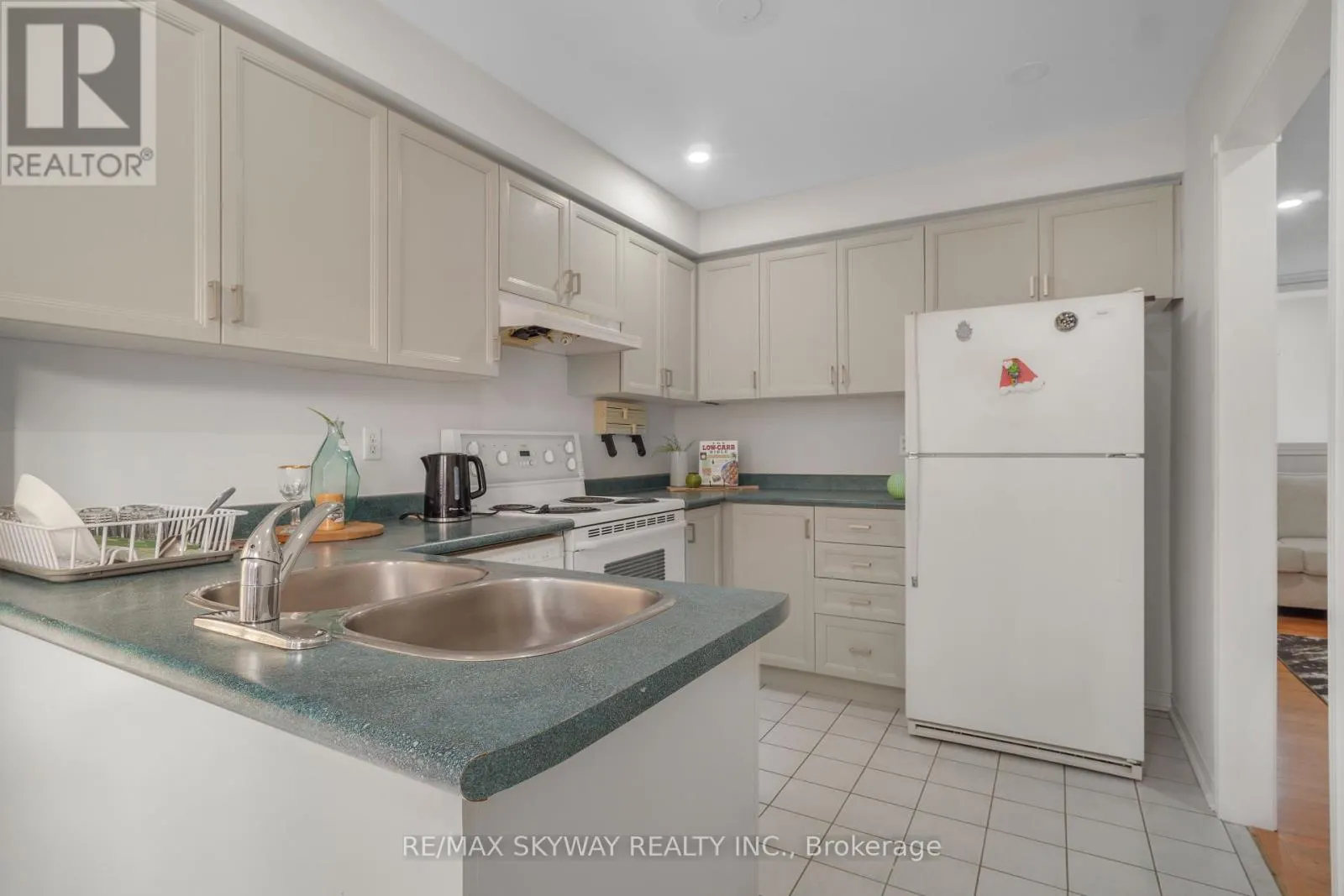 164 ROYAL VALLEY DRIVE