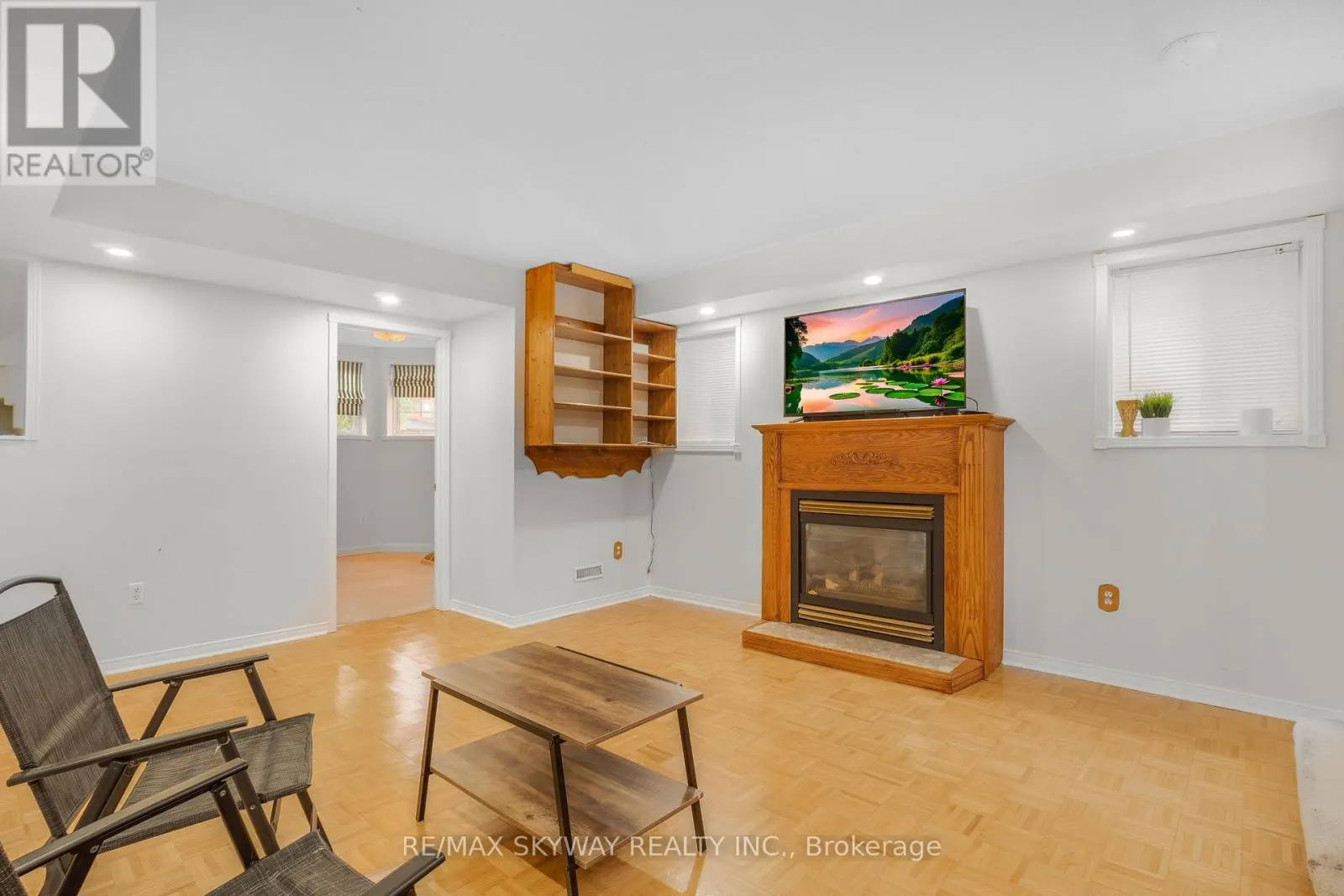 164 ROYAL VALLEY DRIVE
