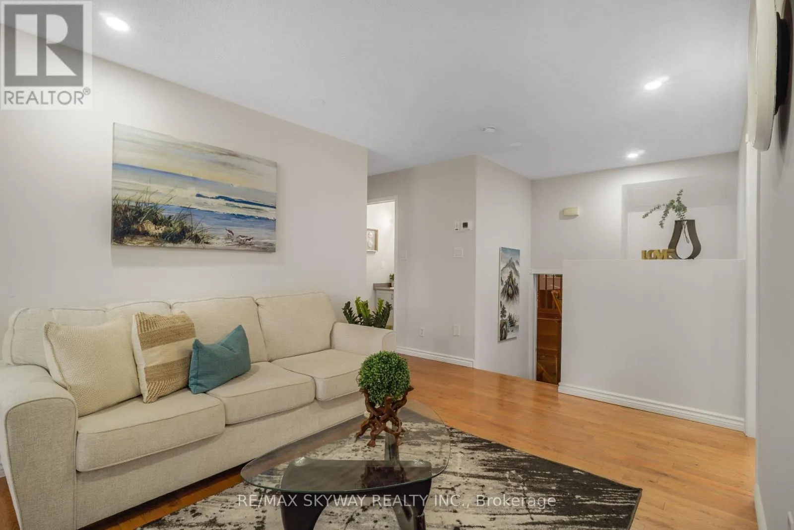 164 ROYAL VALLEY DRIVE