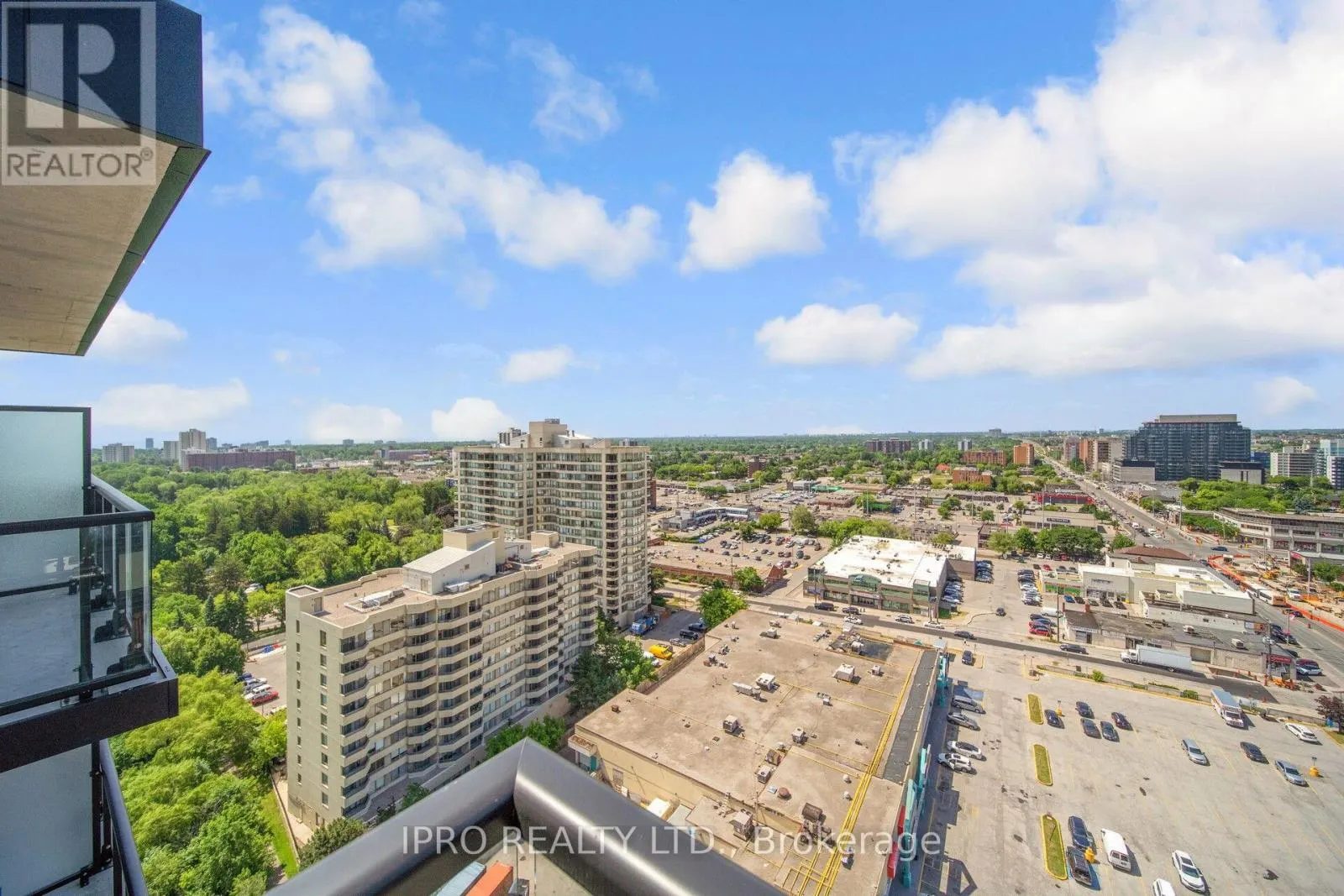 1714 - 86 DUNDAS STREET E