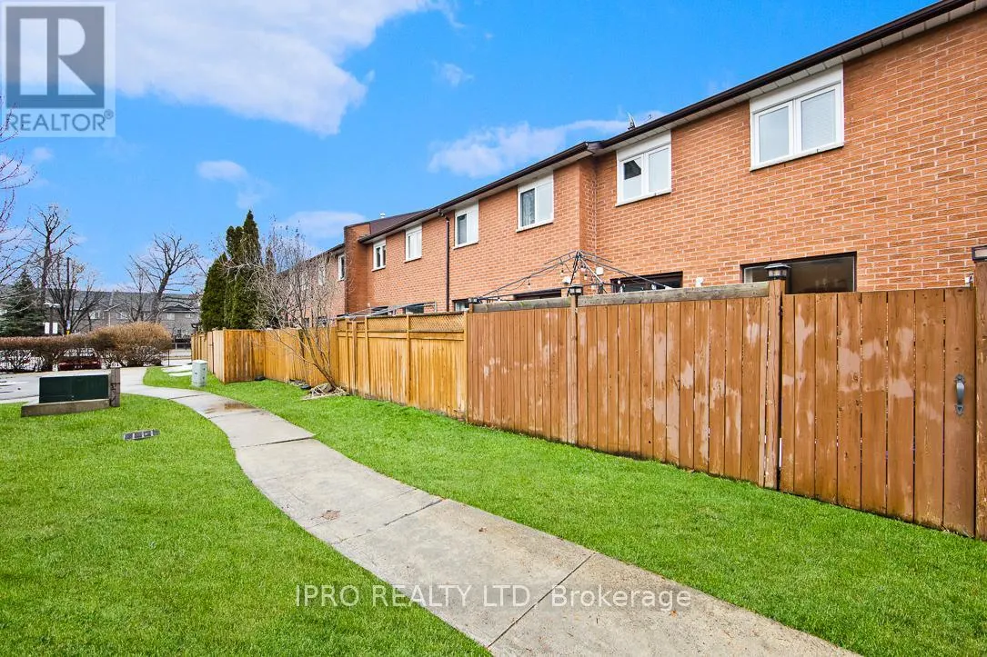 40 - 550 STEDDICK COURT