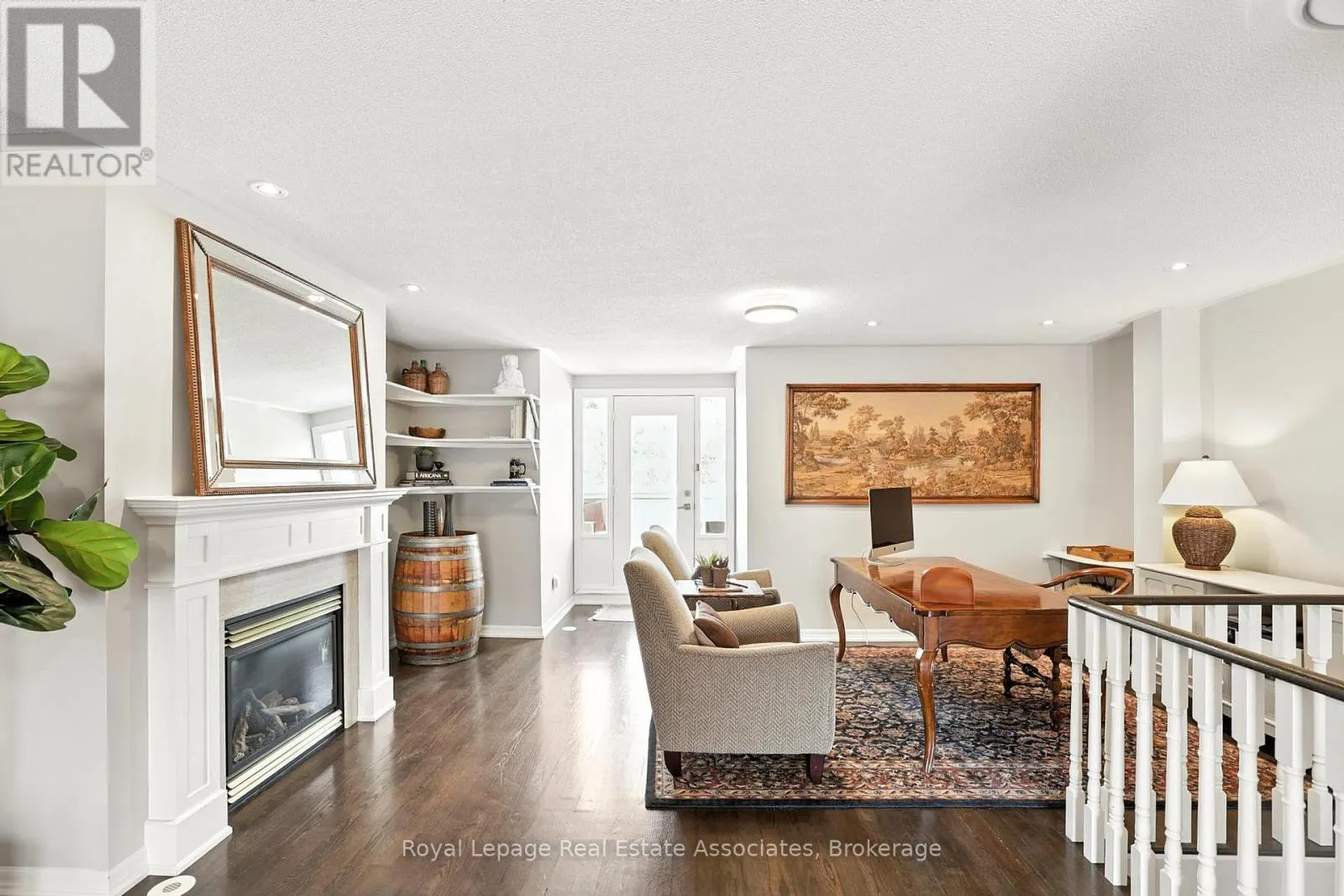 128 ST LAWRENCE DRIVE