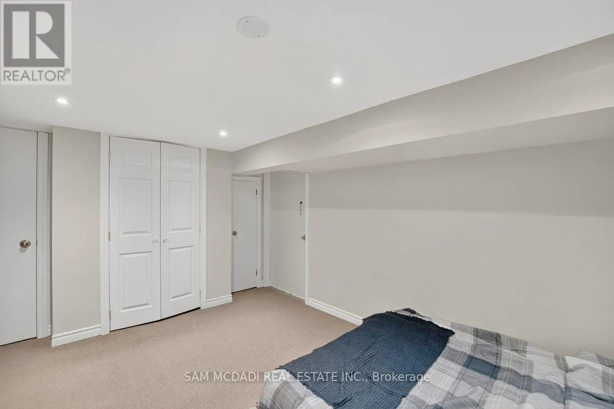 42 PETER STREET N