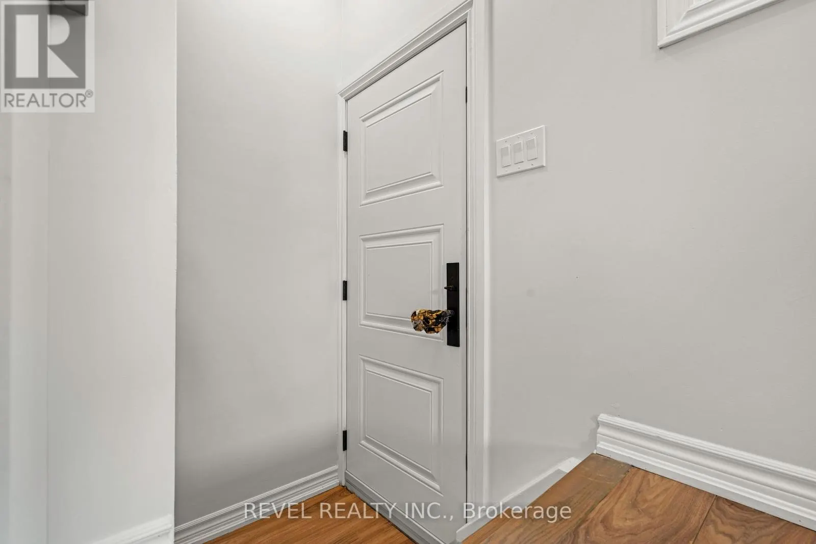 294 HENDERSON STREET