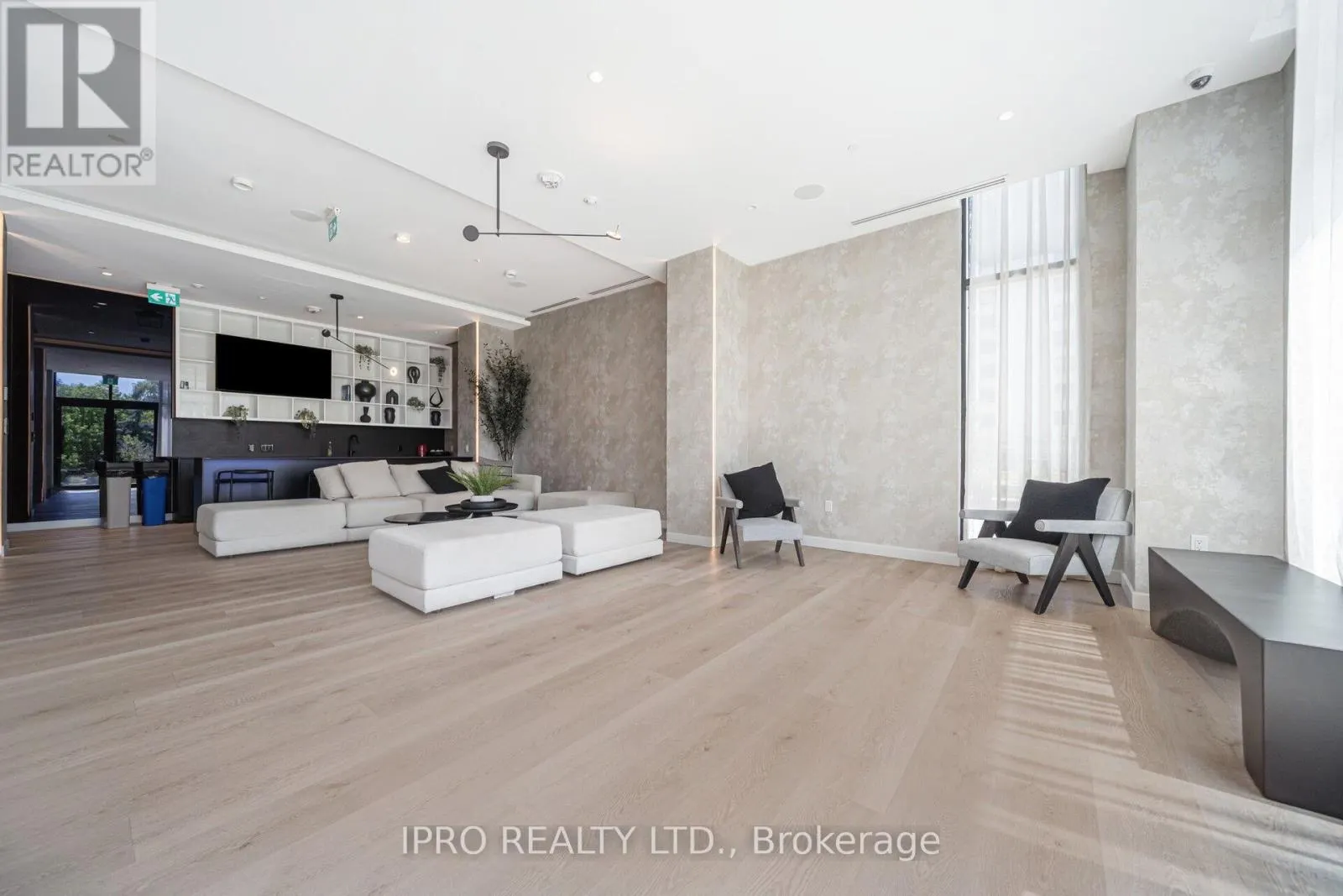 1714 - 86 DUNDAS STREET E