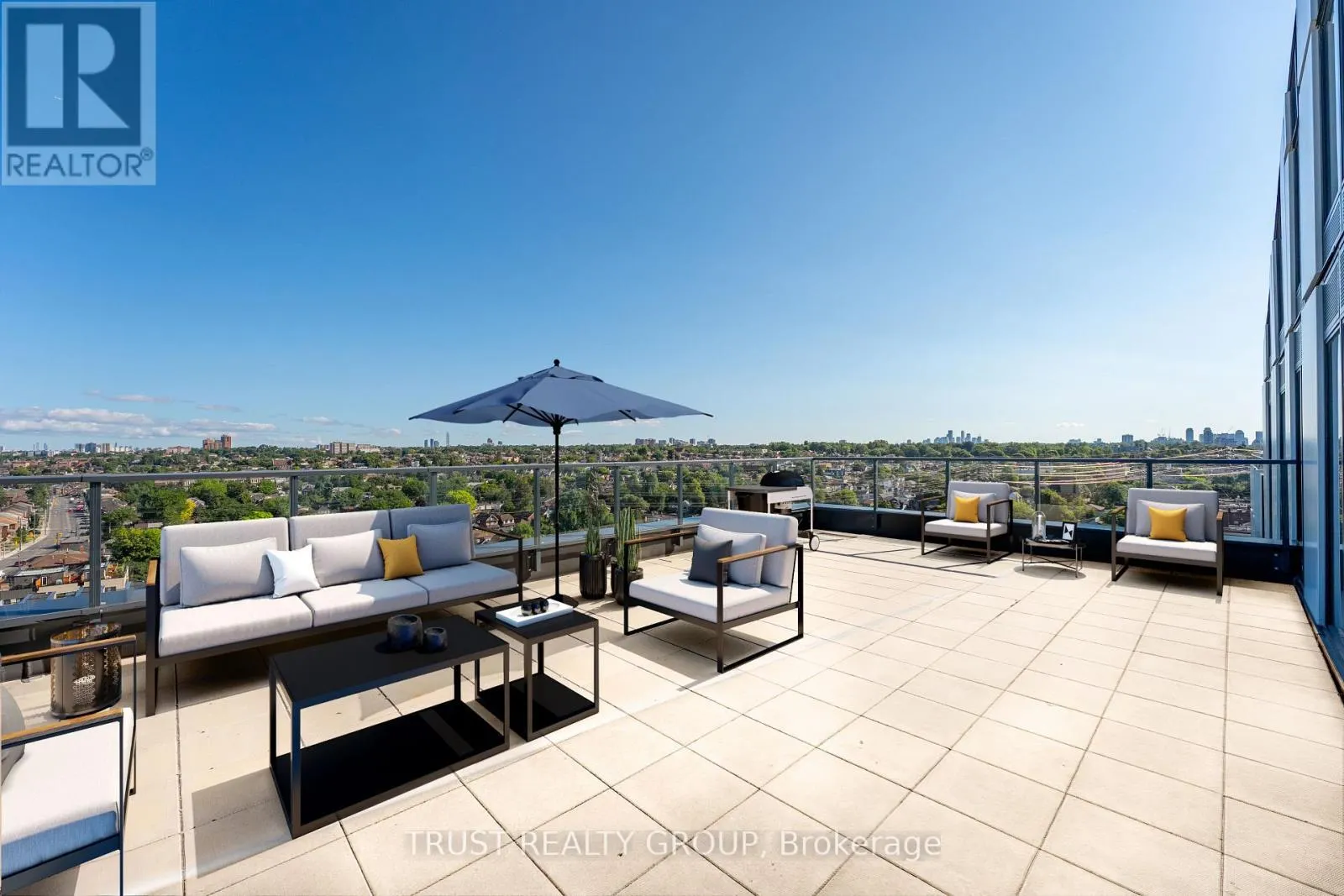 1102 - 1808 ST. CLAIR AVENUE W