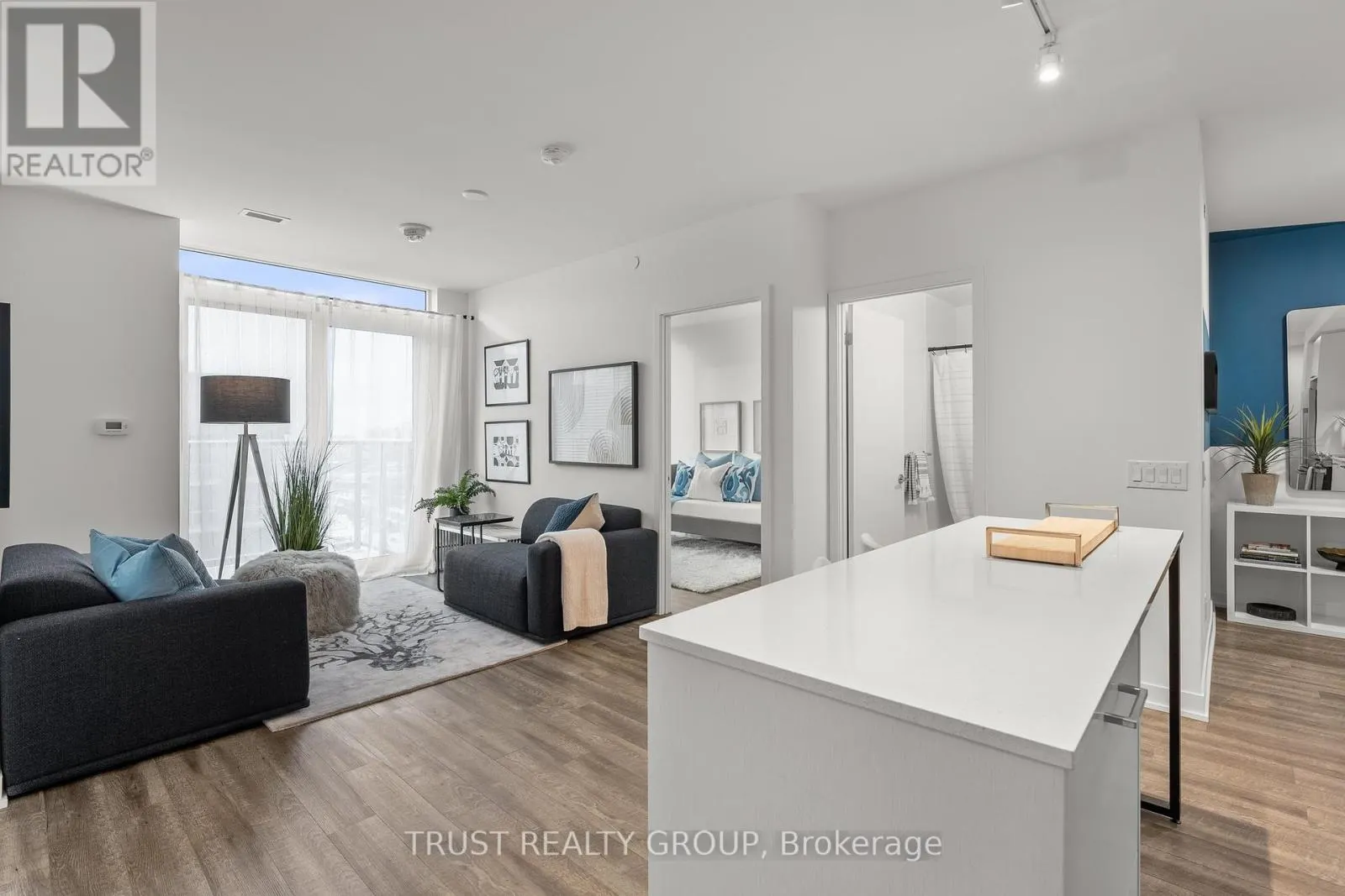 1102 - 1808 ST. CLAIR AVENUE W