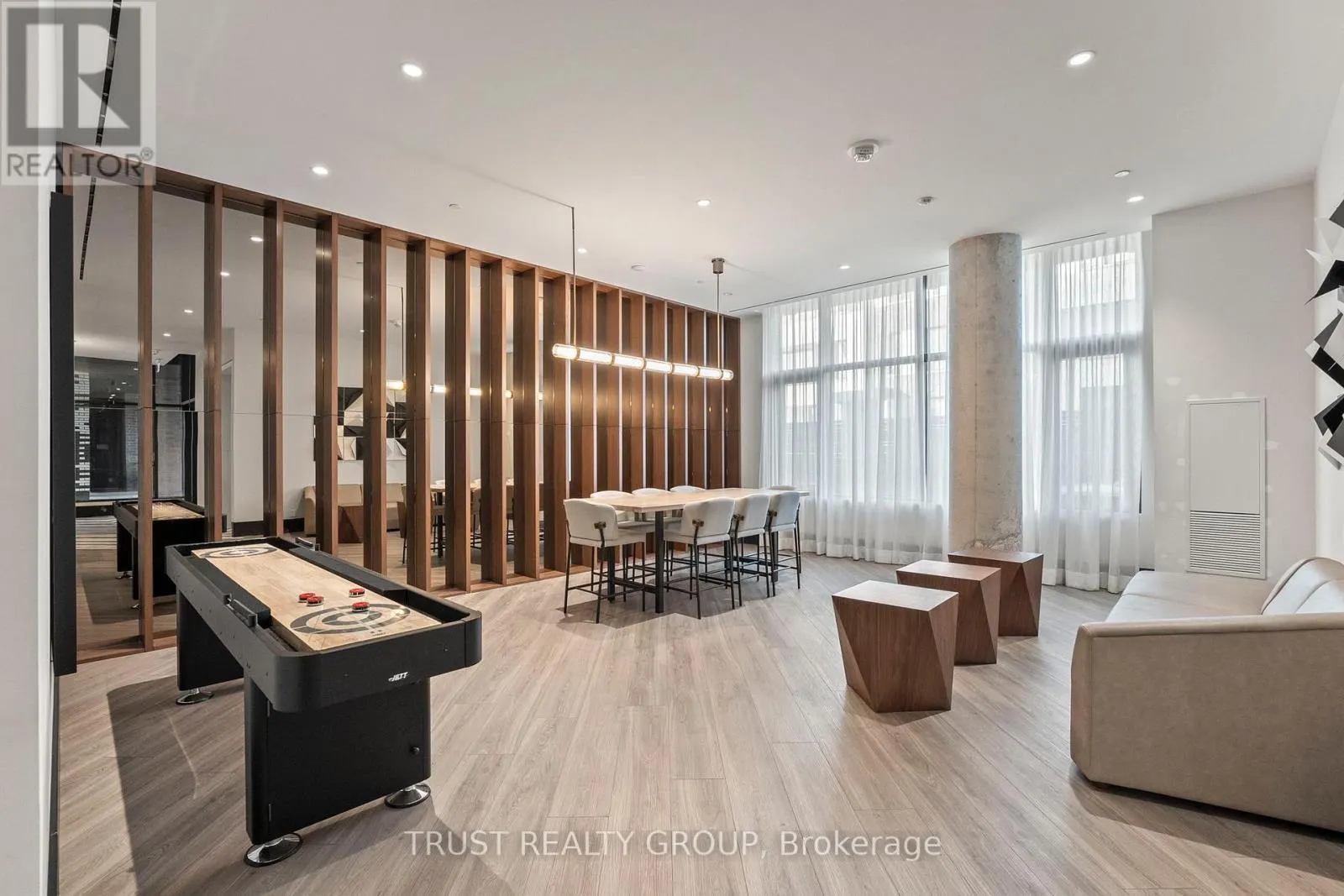 1104 - 1808 ST. CLAIR AVENUE W