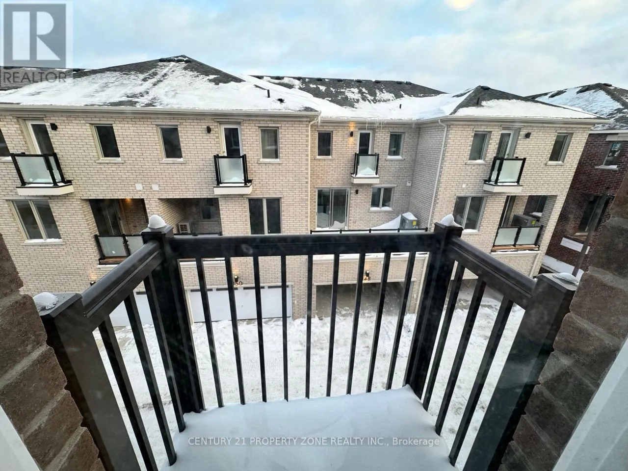 6 BELLASERA WAY