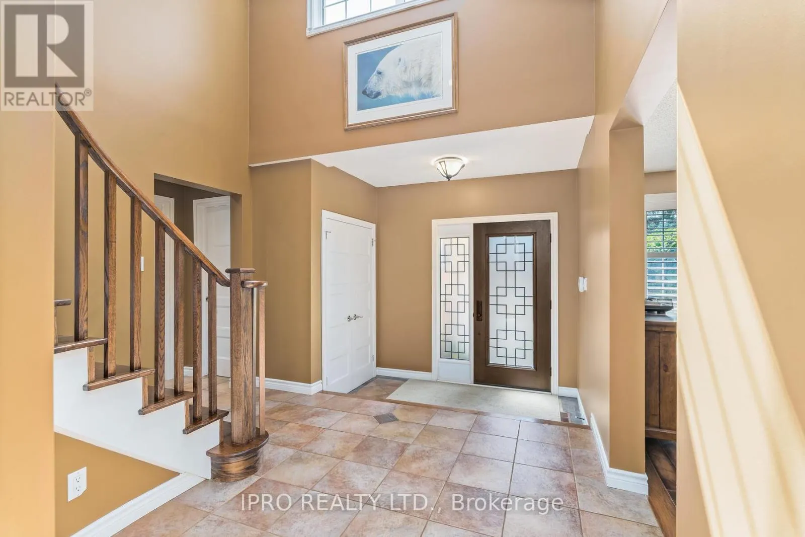8 JASON CRESCENT