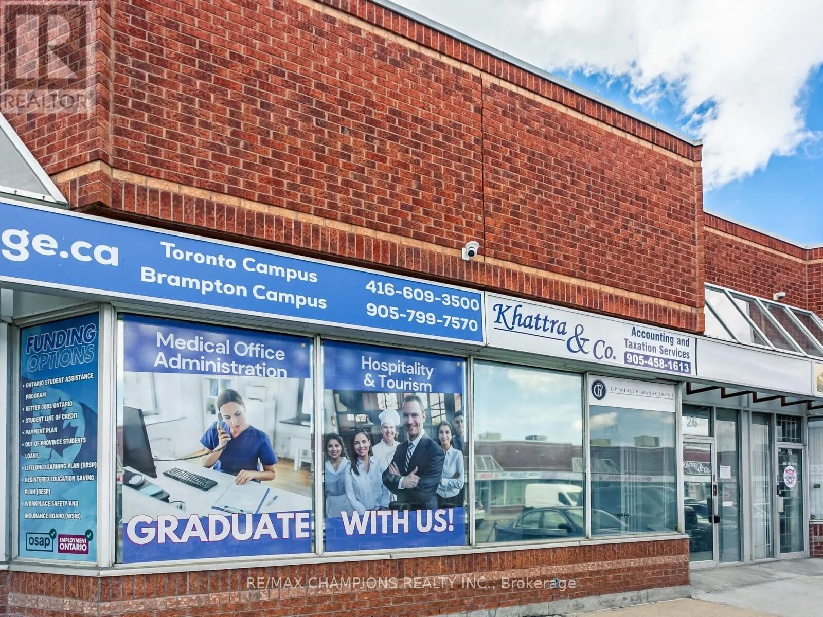 26 - 2565 STEELES AVENUE E